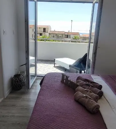 Lucky Makarska