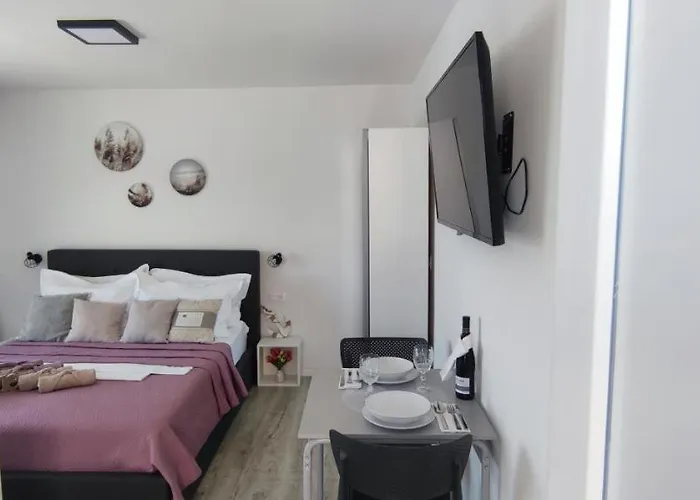 Guest house Lucky 3*