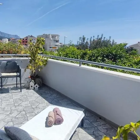 Гостьовий будинок Lucky